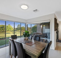 Fairway Village  Windaroo Lakes Golf Club - Accommodation Redcliffe