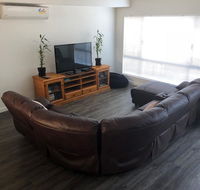 Falcon Bay 4x4 Townhouse - Accommodation Redcliffe