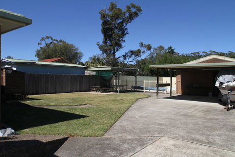 Family Getaway In Sussex - Accommodation Redcliffe 3