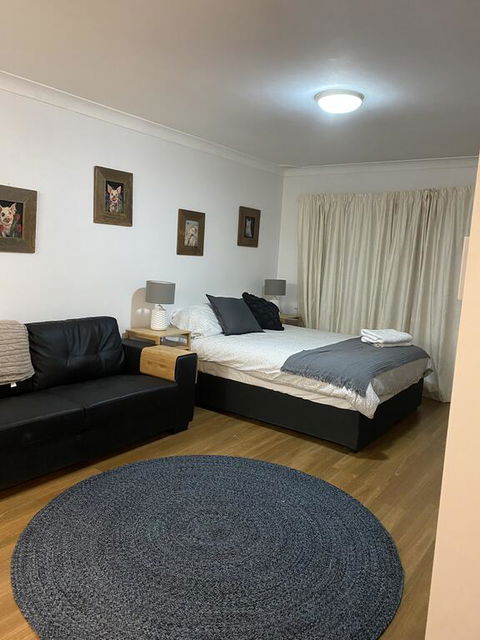Family Unit March St Orange - Accommodation Redcliffe 0