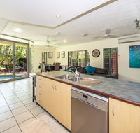 Fannie Bay Art House - Accommodation Redcliffe