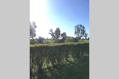 Farm House At The Gateway To The King Valley - Accommodation Redcliffe 0