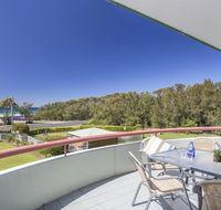 Fathoms 17 - Mollymook ALL LINEN PROVIDED - Accommodation Redcliffe