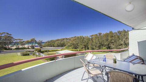Fathoms 17 - Mollymook ALL LINEN PROVIDED - Accommodation Redcliffe 0