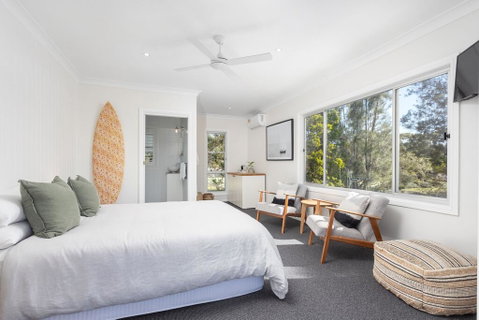 Finns At Old Bar - Accommodation Redcliffe 0