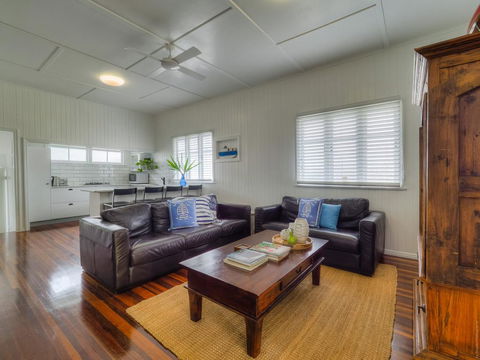 Fisherman's Cottage Hervey Bay - Accommodation Redcliffe 0