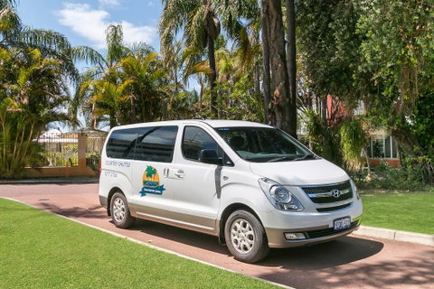 Flag Motor Lodge - Accommodation Redcliffe 0