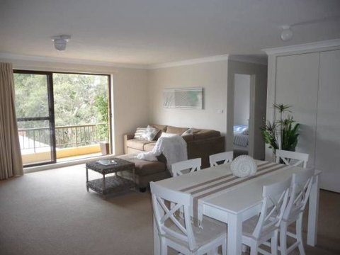 Fleur Court, Unit 9, 26-28 Head Street - Accommodation Redcliffe 0