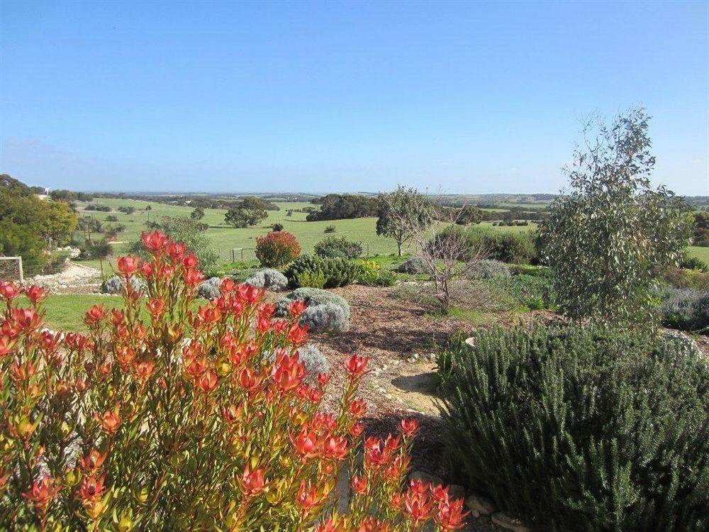 Haines SA Accommodation Redcliffe