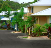 Flynns on Surf Beach Villas - Accommodation Redcliffe
