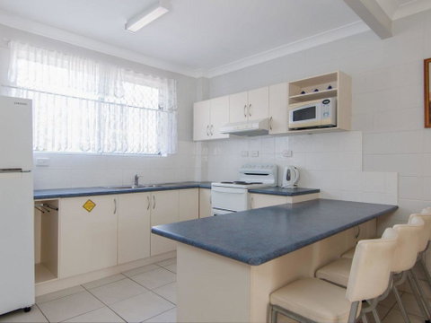 Forster Holiday Lodge 18 - Accommodation Redcliffe 3