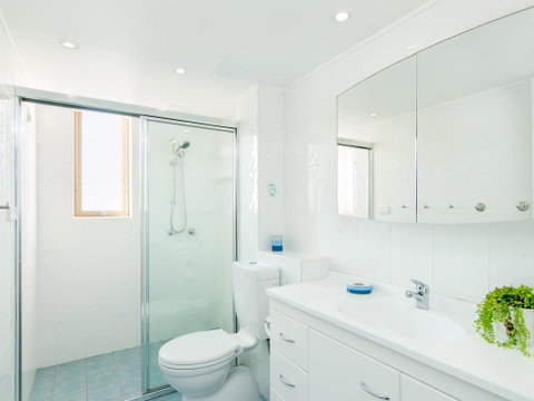 Forster Towers 51 - Accommodation Redcliffe 1