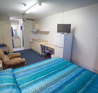 Fourth Ave Motor Inn - Accommodation Redcliffe