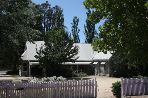 Foxglove Gardens - Accommodation Redcliffe 1