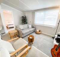 Frangipani Cottage - Accommodation Redcliffe