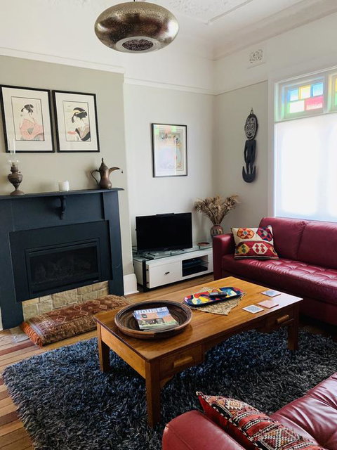 Frangipani House Cooks Hill - Accommodation Redcliffe 3