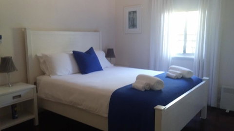 Friends Holiday House - Accommodation Redcliffe 3