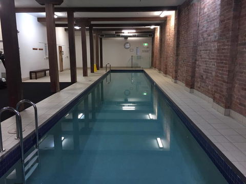 Frisco Apartments - Accommodation Redcliffe 0