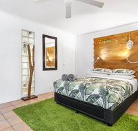 Funky Central Studio - Accommodation Redcliffe