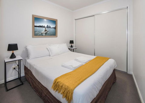 FV4006 Apartments - Accommodation Redcliffe 2