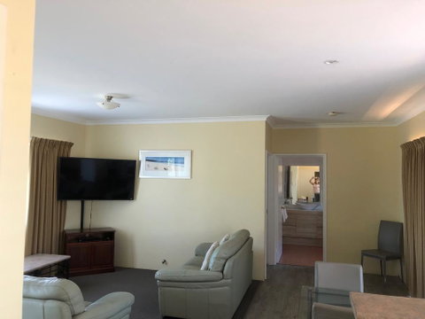 Gale Street Motel & Villas - Accommodation Redcliffe 1