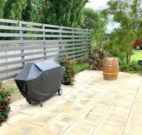 Gale Street Retreat Busselton - Accommodation Redcliffe