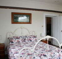 Gaol House Cottages - Accommodation Redcliffe