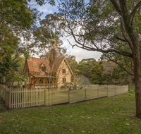 Gardeners Cottage - Accommodation Redcliffe
