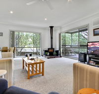 Garnet House - Accommodation Redcliffe