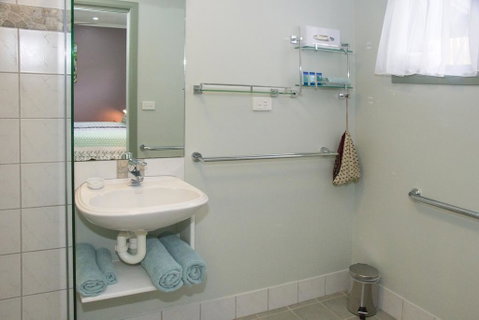 Gecko Guest House - Accommodation Redcliffe 1