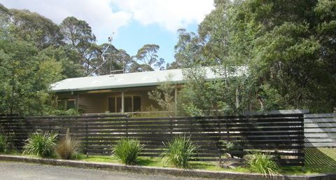 Gibraltar House - Accommodation Redcliffe 1