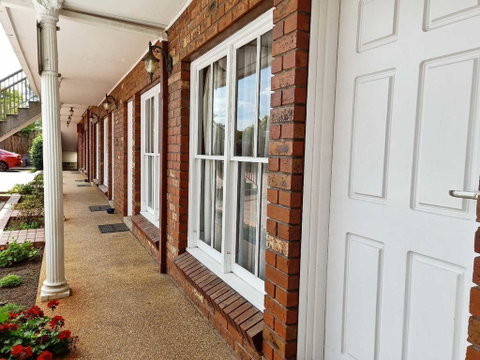 Glen Inn - Accommodation Redcliffe 2
