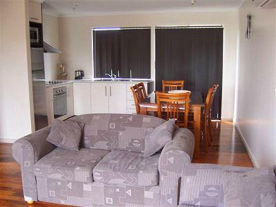 Glenaire Apartments At Pontifex - Accommodation Redcliffe 0