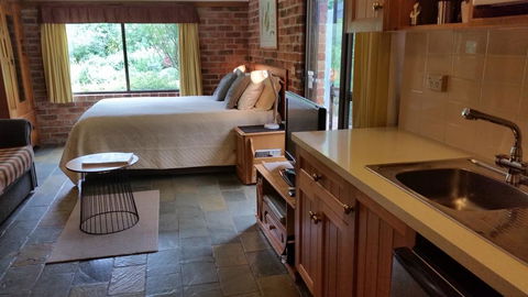 Glenhope Alpaca Farm Suites - Accommodation Redcliffe 3