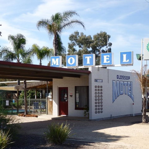 Glossop Motel - Accommodation Redcliffe 3