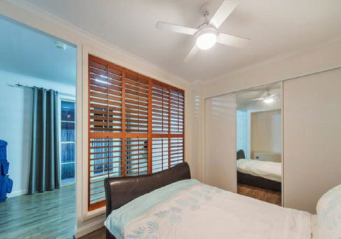 Gold Coast Stunning Home And Unit Close To Theme Parks - Accommodation Redcliffe 2