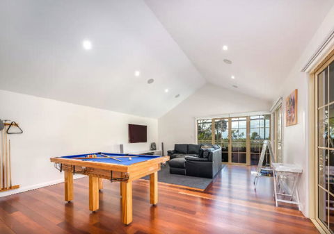 Gold Coast Stunning Home And Unit Close To Theme Parks - Accommodation Redcliffe 1