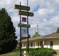 Golden Chain Garden Motor Inn Gundagai - Accommodation Redcliffe