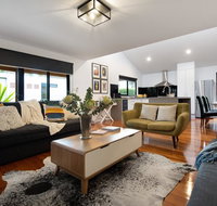 Gorge Vue on Main - Accommodation Redcliffe