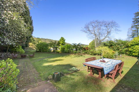 GOWAN ROSS COTTAGE - Accommodation Redcliffe 0