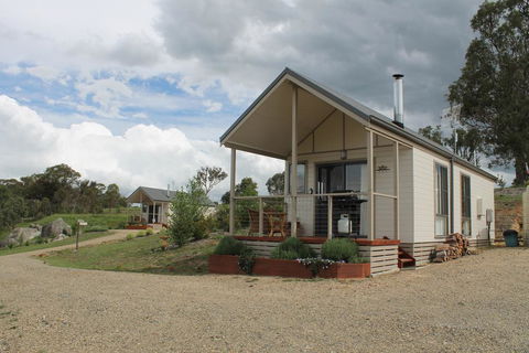 Grace Cottages - Accommodation Redcliffe 0