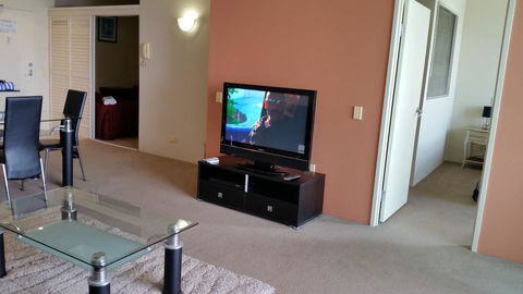 Grand Hotel Apartments Gold Coast By Owner - Accommodation Redcliffe 2