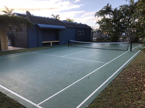 Grange Resort Hervey Bay - Accommodation Redcliffe 2