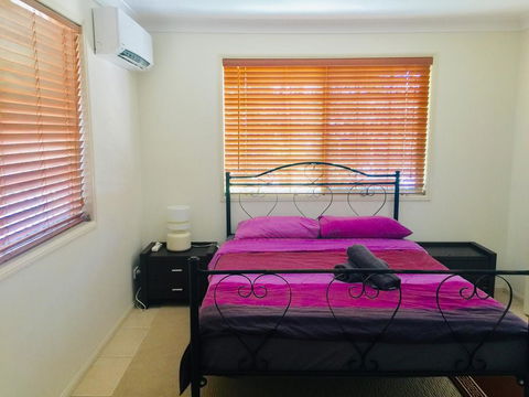 Granny Flat - Accommodation Redcliffe 0