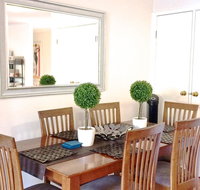 Great for families.Pool  kitchen - Accommodation Redcliffe