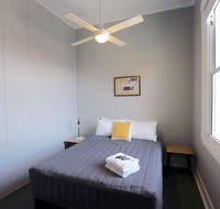 Great Northern Hotel - Accommodation Redcliffe