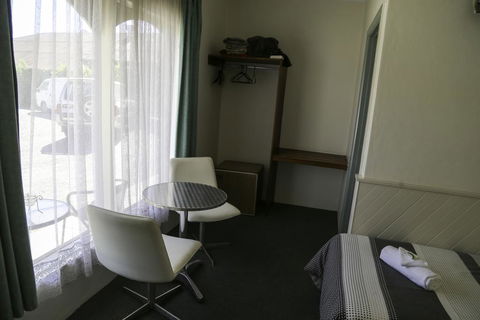 Great Western Motel - Accommodation Redcliffe 2