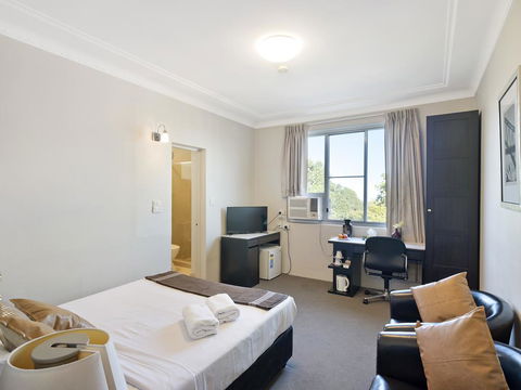 Greenwich Inn Motel - Accommodation Redcliffe 0