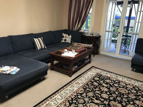 Guest House On Hyde - Accommodation Redcliffe 2