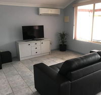 Guesthouse on Dolphin - Accommodation Redcliffe
